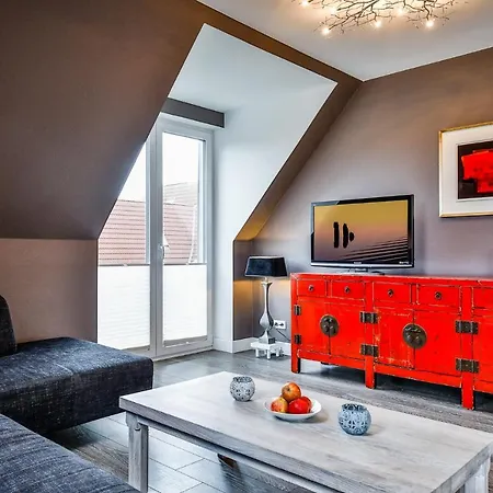 Luv Apartment *